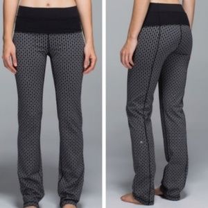 Lululemon  GEO Silver/Black Straight Up Pants